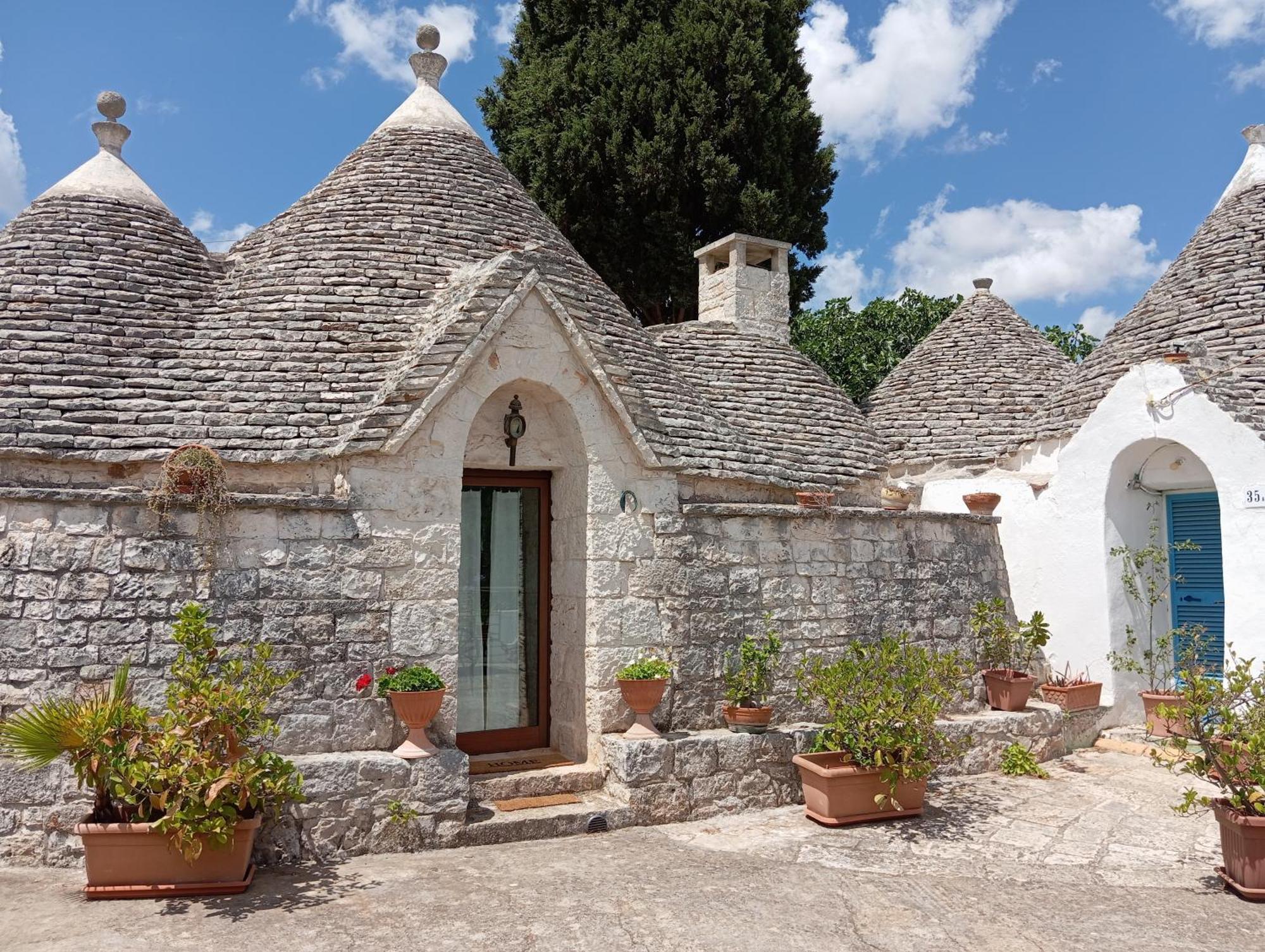Gasphouse Villa Castellana Grotte Bagian luar foto