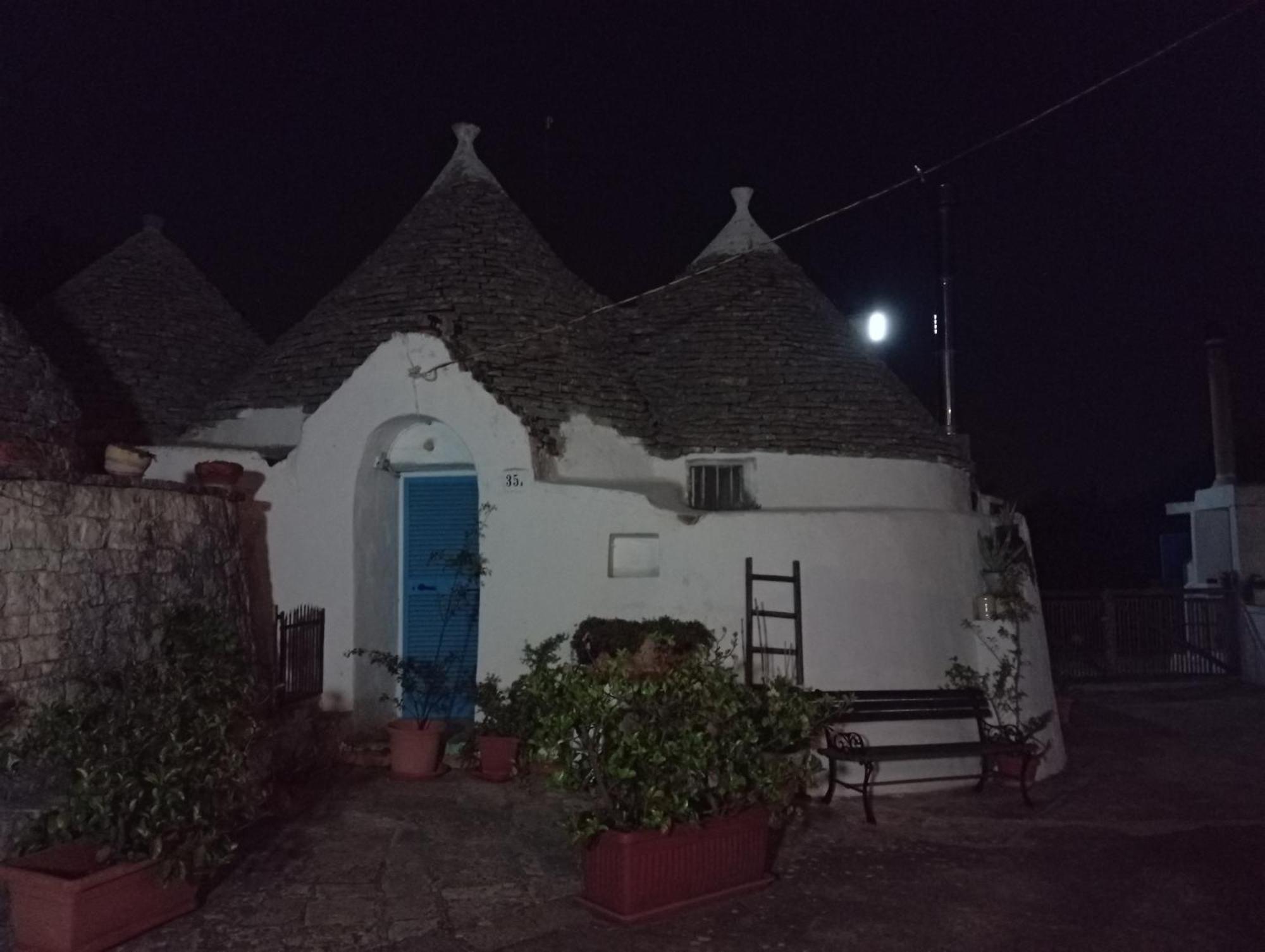 Gasphouse Villa Castellana Grotte Bagian luar foto