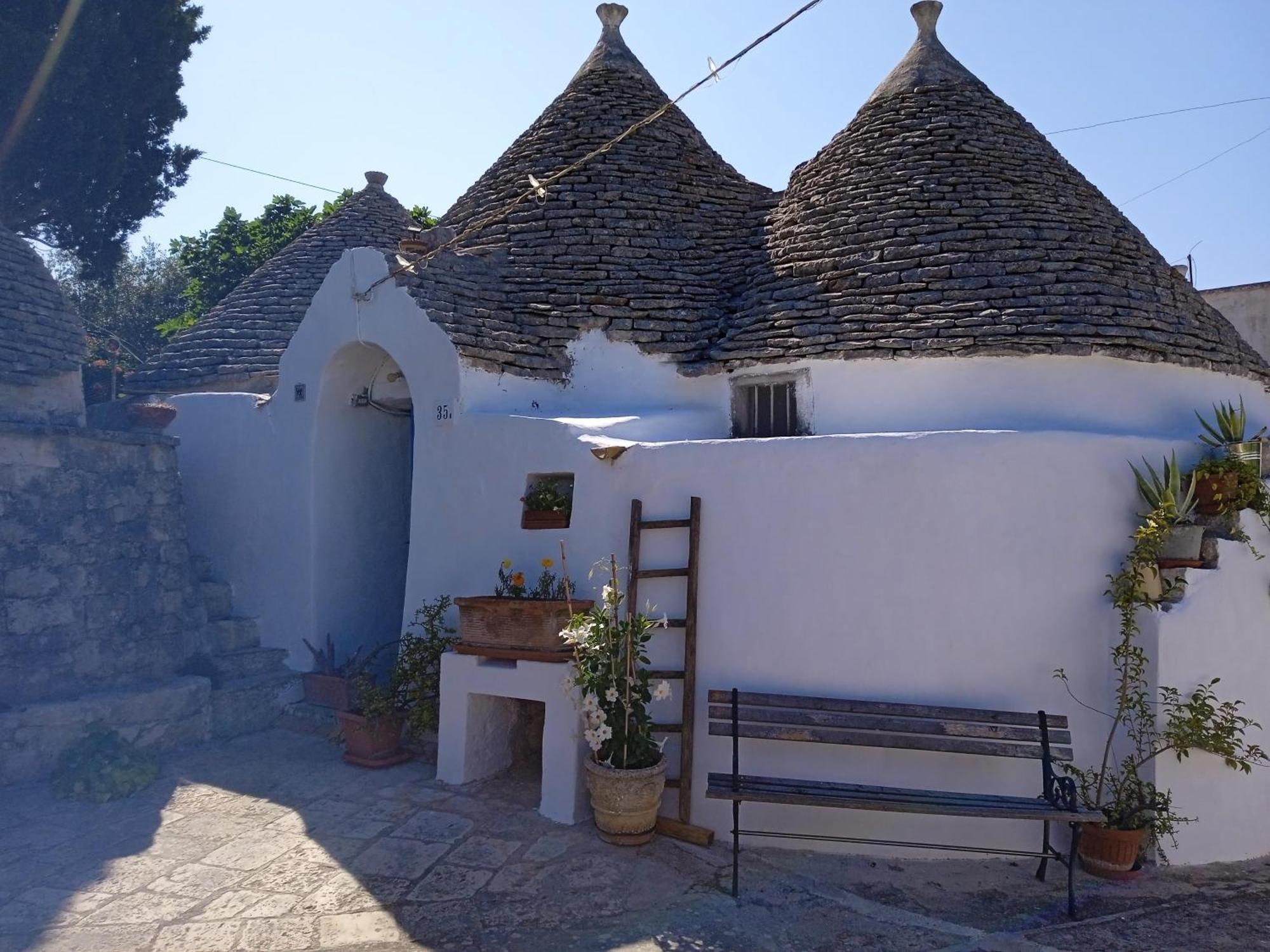 Gasphouse Villa Castellana Grotte Bagian luar foto